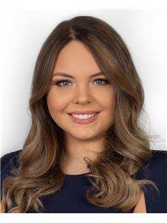 Alessandra Pettinicchio - RE/MAX ACTION