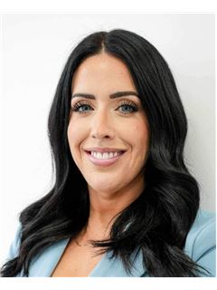 Dahlie Larose - RE/MAX CRYSTAL