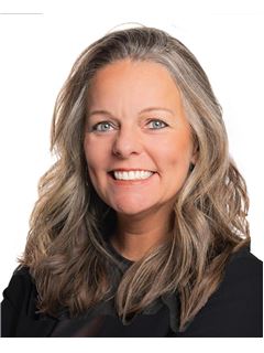 Stephanie Bergeron - RE/MAX HORIZON