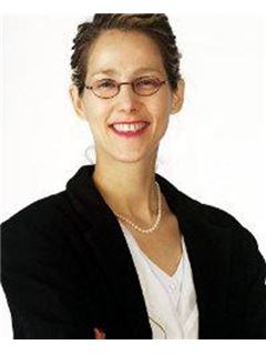 Randi White - RE/MAX ACTION