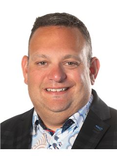 Martin Normand - RE/MAX AVANTAGES