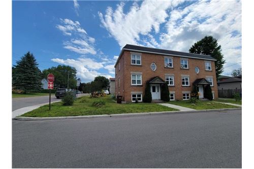 Residential - Condo/Apartment - Lachute, Canada - Canada