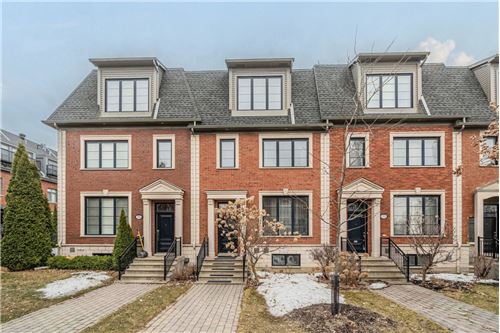 Residential - Two Level House - Saint-Laurent, Canada - Canada