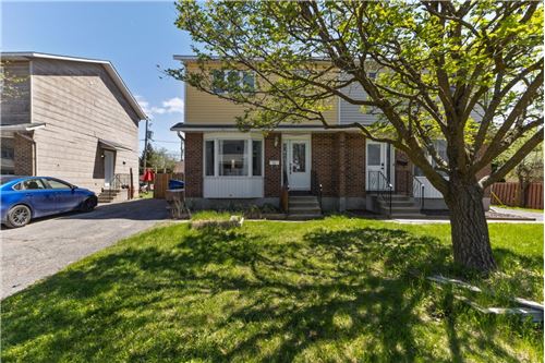 Residential - Two Level House - Aylmer, Canada - Canada