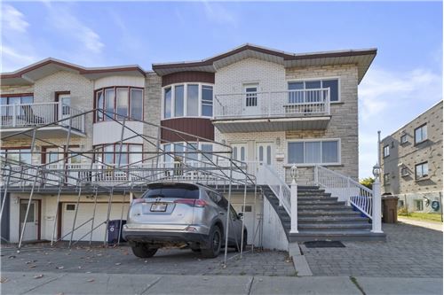 Residential - Condo/Apartment - Chomedey (Laval), Canada - Canada
