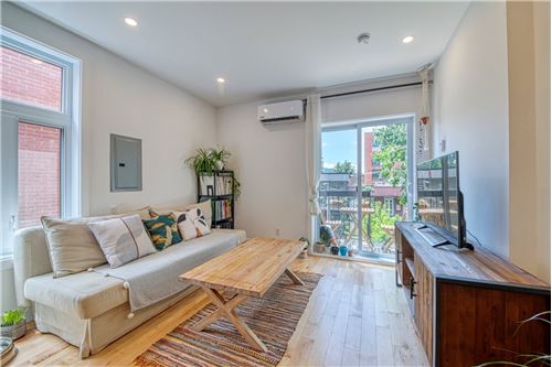 Residential - Condo/Apartment - Plateau Mont-Royal, Canada - Canada