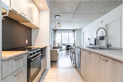 Residential - Condo/Apartment - Ville-Marie (Centre-Ouest), Canada - Canada