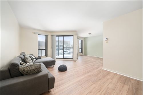 Residential - Condo/Apartment - Pointe-aux-Trembles, Canada - Canada