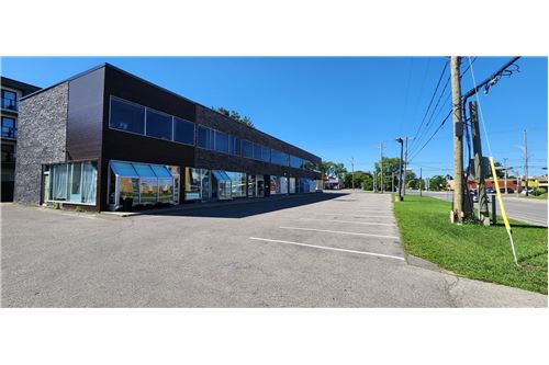 Commercial - Investment - Blainville, Canada - Canada