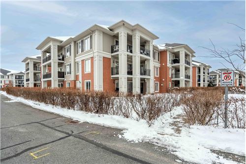 676 Rue des Sureaux  -  Boucherville, Canada