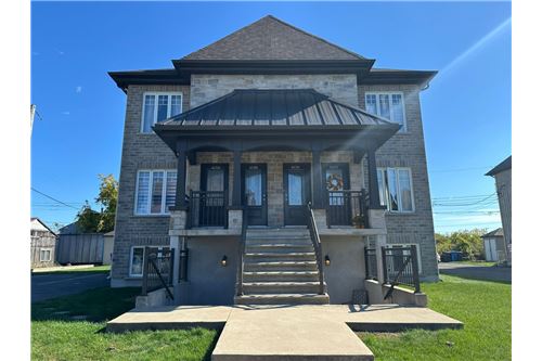 Residential - Condo/Apartment - Fabreville (Laval), Canada - Canada