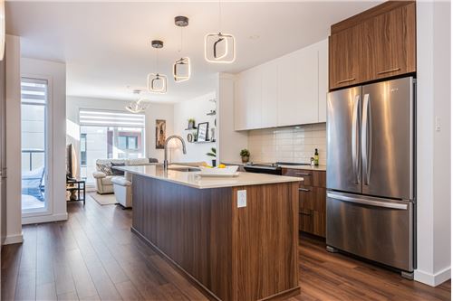 Residential - Condo/Apartment - Saint-Laurent, Canada - Canada