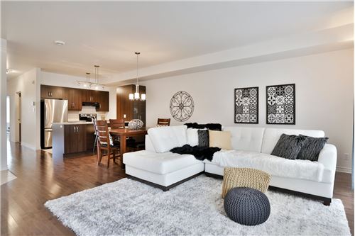 Residential - Condo/Apartment - Saint-Laurent, Canada - Canada