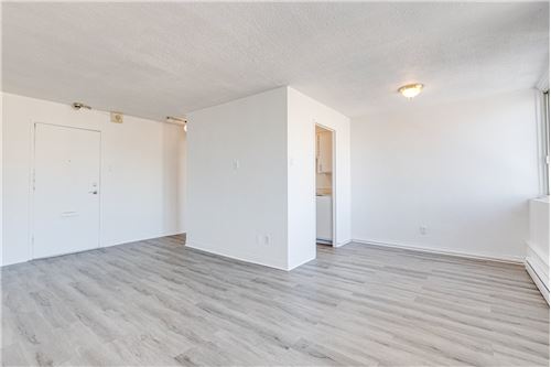 Residential - Condo/Apartment - Ville-Marie (Centre-Ouest), Canada - Canada
