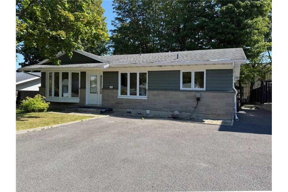 Жилищен - Дупекс - Pintendre, Канада - Canada - 1 - 1030096025-1236