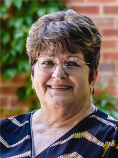 Agent - Adri Ras - RE/MAX Capital (Montana)