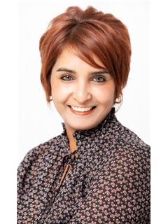 Agent - Michelle Rughbeer - RE/MAX Address - Berea