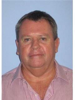 Associate - John Pechey - RE/MAX Dolphin Realtors (La Mercy)