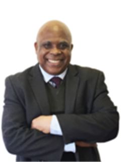 Associate - Madiba Ndzuta - RE/MAX Unlimited (Durbanville)