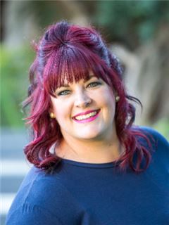 ตัวแทนอสังหาริมทรัพย์ - Marcelle van Niekerk - RE/MAX First - Bloemfontein
