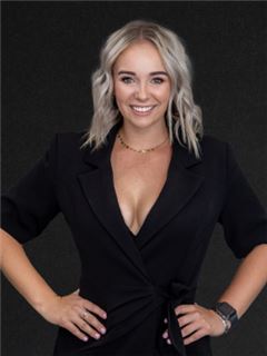 Reg. Fastighetsmäklare - Jana Botha - RE/MAX Infoglobe - Constantia Park