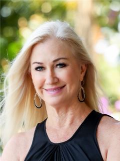 Immobilienmakler/in - Deanne Hamilton - RE/MAX Panache - North Durban