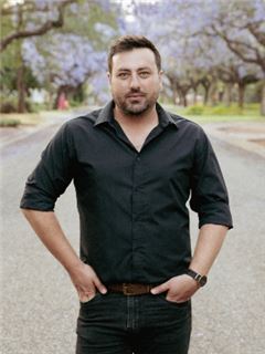 Associate - Henrico Coetzer - RE/MAX Infoglobe –Midstream