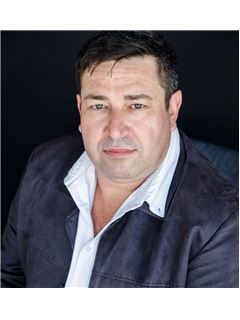 Makelaar - John-John Bray - RE/MAX Coastal - Knysna