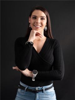 Reg. Fastighetsmäklare - Bronwyn Roodt - RE/MAX Infoglobe - Constantia Park