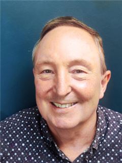 Associate - Mike Frickel - RE/MAX Dolphin Realtors