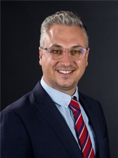 Stefan Otto Partner - Stefan Otto - RE/MAX Dazzle Kempton Park