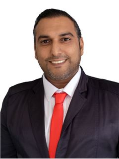Aģents - Shabeer Vayej - RE/MAX Midlands - Pietermaritzburg