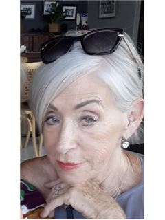 Gaynor Dely - RE/MAX Dolphin Realtors (La Mercy)