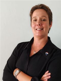 Associate - Sune Kruger - RE/MAX 1st Realty - Saldanha