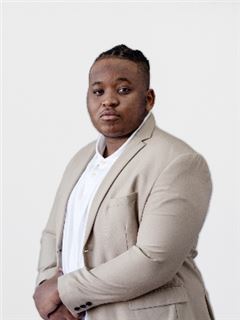 Agent - Oagile Mamabolo - RE/MAX Capital (Montana)