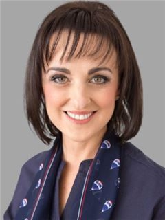 Associate - Lizelle Naude - RE/MAX Coastal - Knysna