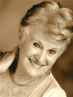 Associate - Marlene Allul - RE/MAX Living - Sea Point