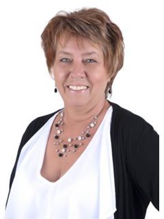 Mona Riedinger - RE/MAX Infoglobe - Constantia Park
