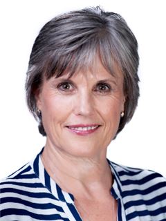 Associate - Wendy McMurray - RE/MAX Dolphin Realtors