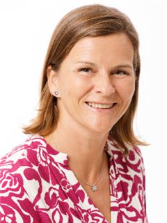 助理 - Antje Hockly - RE/MAX Address (Umhlanga)