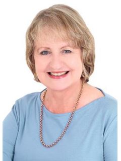 Associate - Anita Van Niekerk - RE/MAX Coastal - Knysna