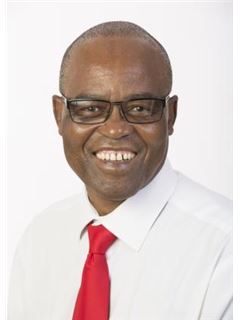 Agent - Themba Ntenga - RE/MAX Address - Berea