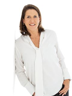 Associate - Dianne Eppel - RE/MAX Living - Sea Point