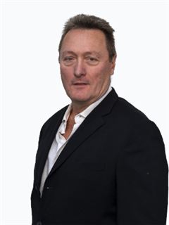 Associate - Craig Jones - RE/MAX Town and Country (Krugersdorp)