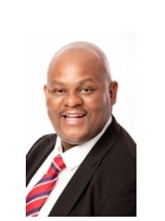 Immobilienmakler/in - Clifford Nxasana - RE/MAX Address (Upper Highway)