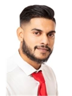 助理 - Caleb Churman - RE/MAX Address (Umhlanga)