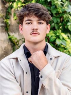 Agent - Ethan Van der Neut - RE/MAX Capital (Montana)