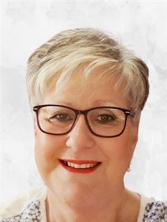 סוכן - Tinka Lategan - RE/MAX All Stars  - Germiston