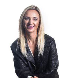 Associate - Regan Difford - RE/MAX Living - Sea Point