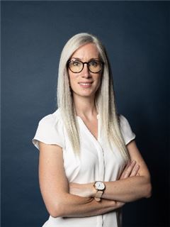 Associate - Kathryn Wakeford - RE/MAX Masters (Bryanston)